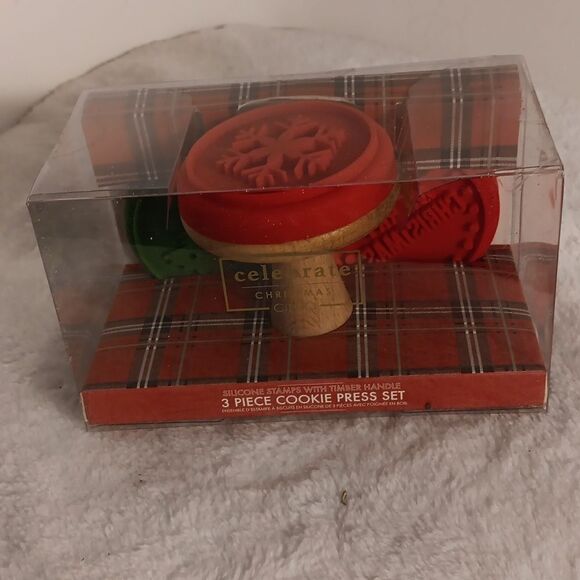 Celebrate Christmas 3 Piece Silicone Cookie Press - Picture 1 of 4